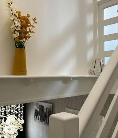 Cheerful 3 Bedroom Townhouse With Free Parking. Billericay Exteriör bild